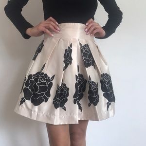 Forever 21 White Skirt With Black Flowers